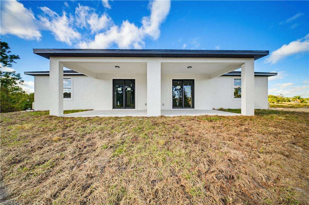 701-703 Homestead RD S