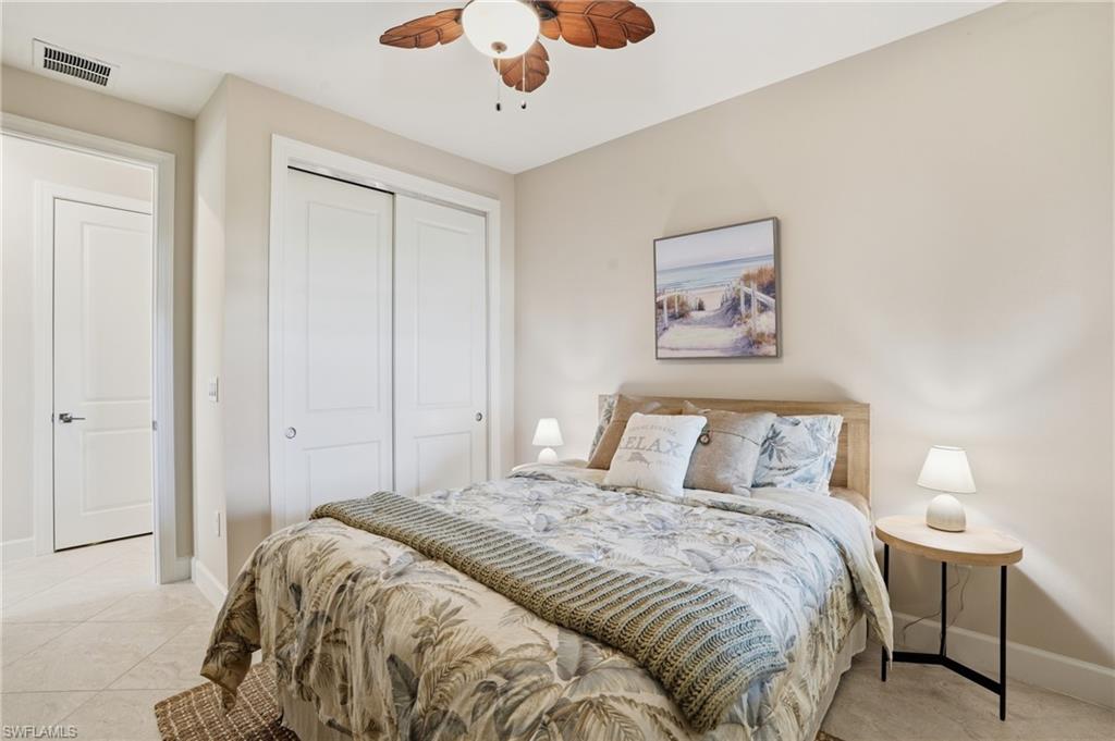 ESPLANADE LAKE CLUB - Residential