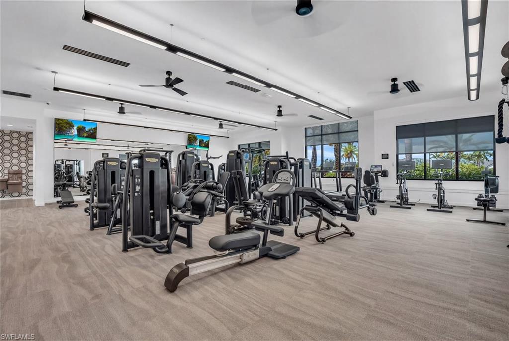 ESPLANADE LAKE CLUB - Residential