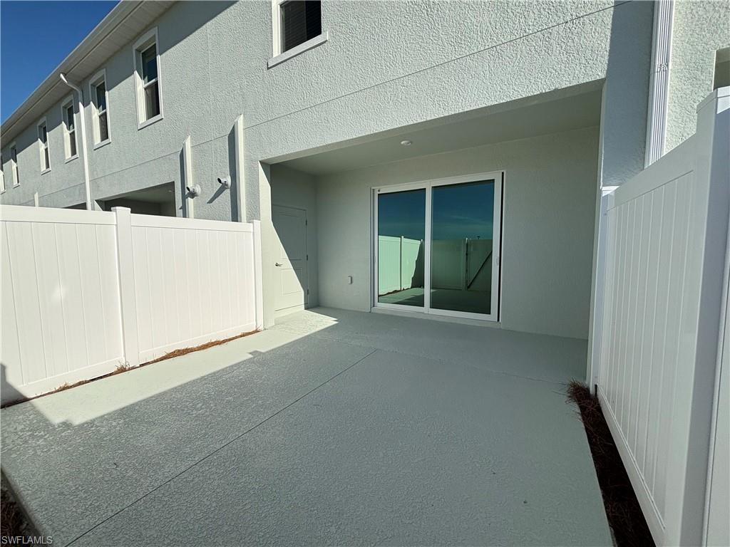 TUCKERS COVE - Residential Lease