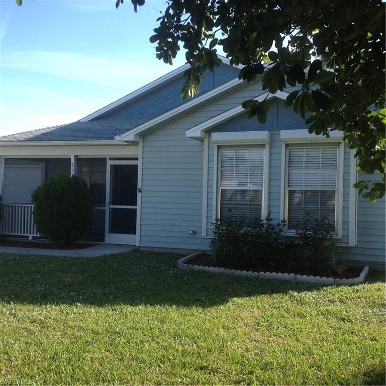 CAPE CORAL - Residential