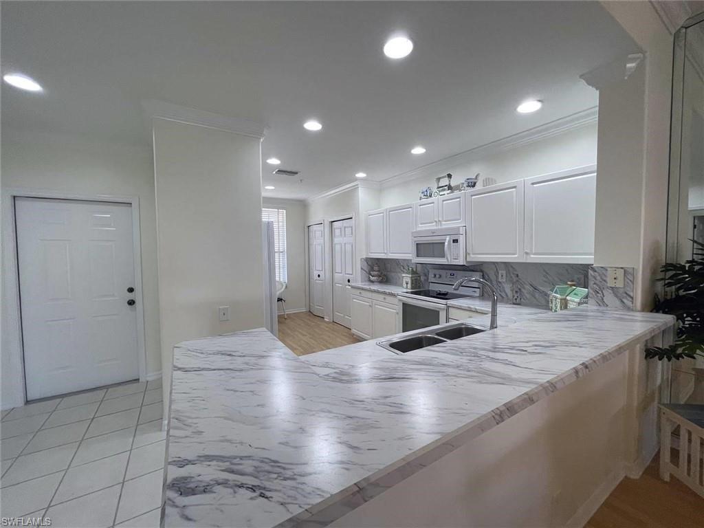 SOUTHMONT COVE - Residential