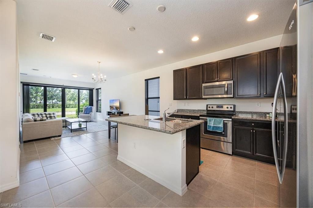 COQUINA AT MAPLE RIDGE - Residential