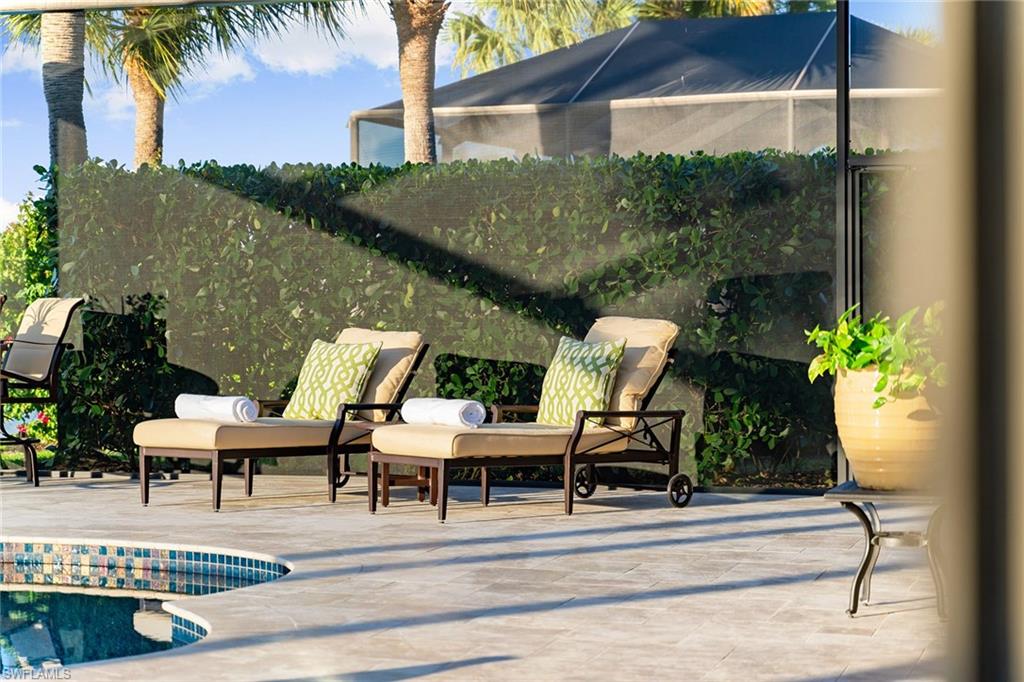 MUSTANG ISLAND - Residential