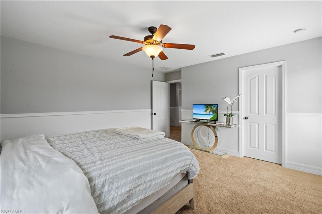 TOWN LAKES - Residential