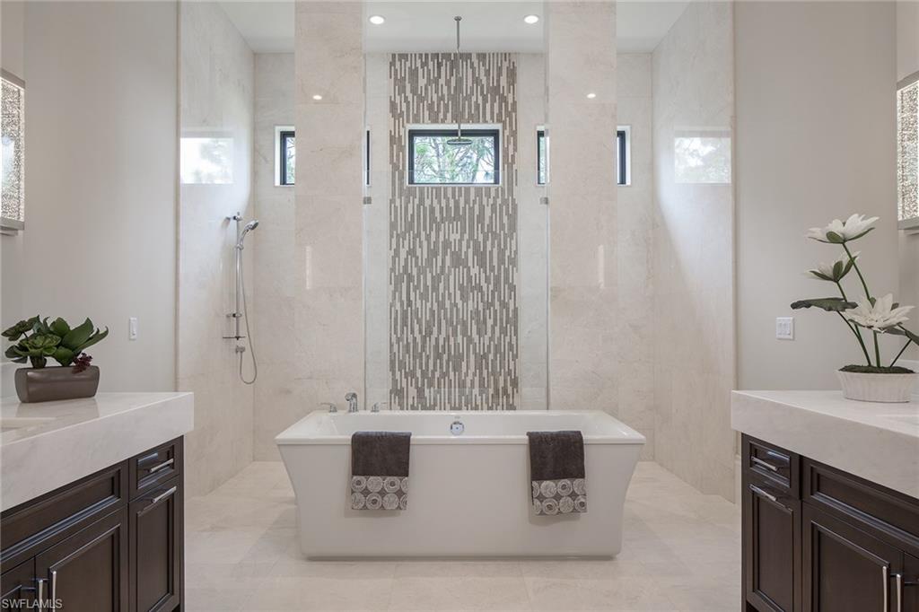 QUAIL WEST - Residential