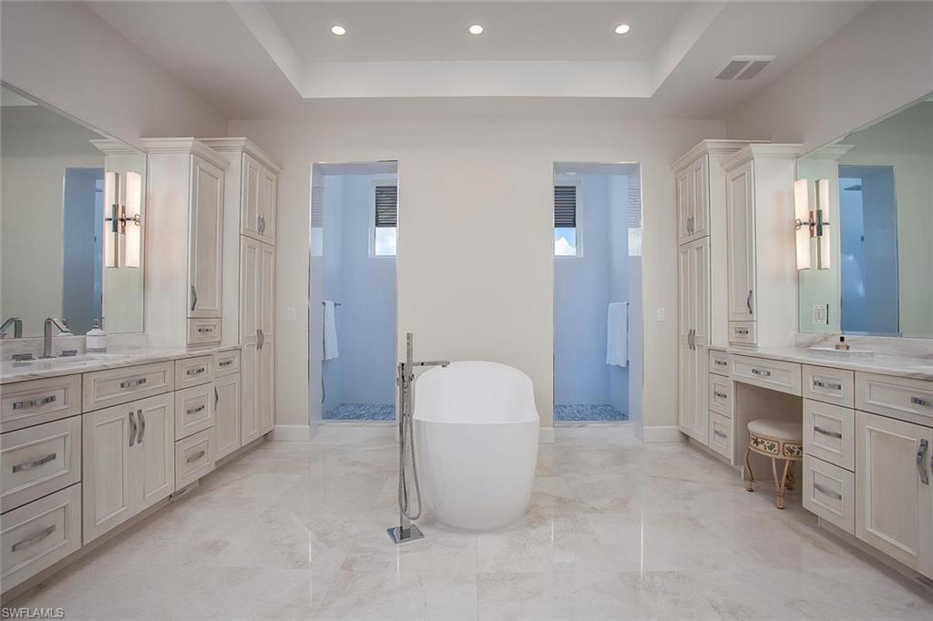 PINE RIDGE - Residential