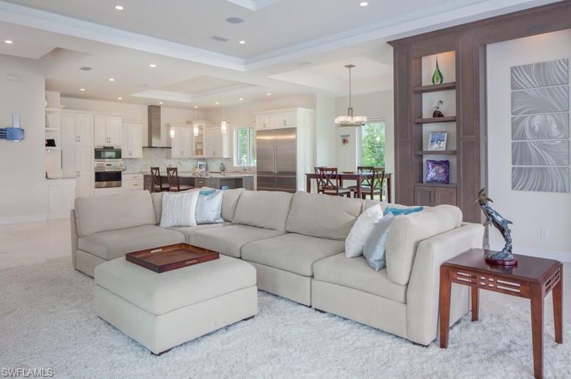 PINE RIDGE - Residential