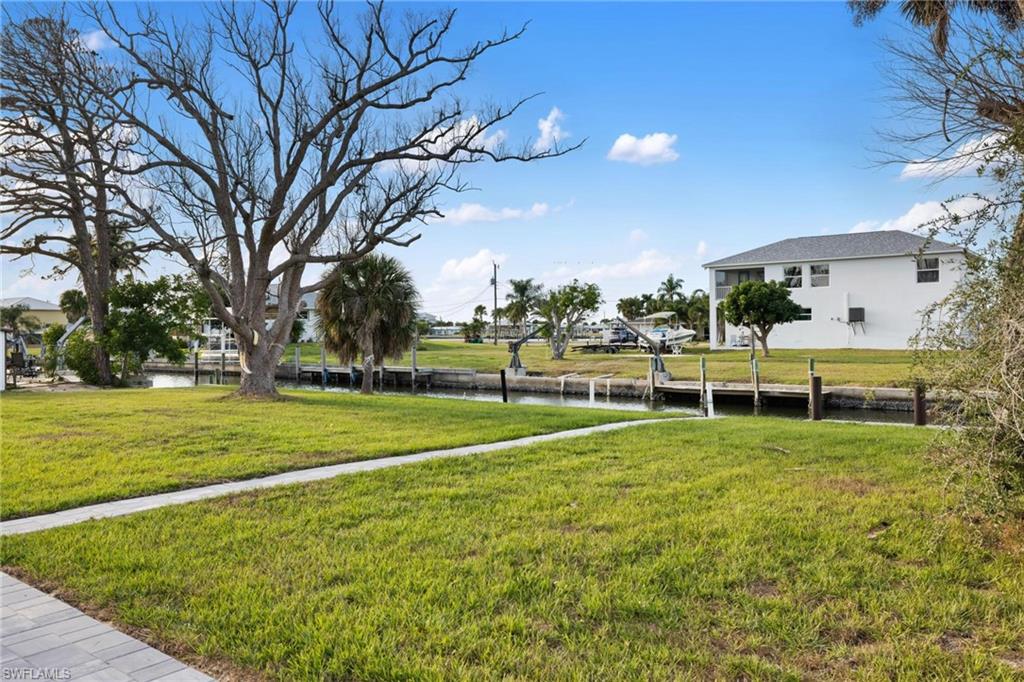 EAST ENGLEWOOD - Residential