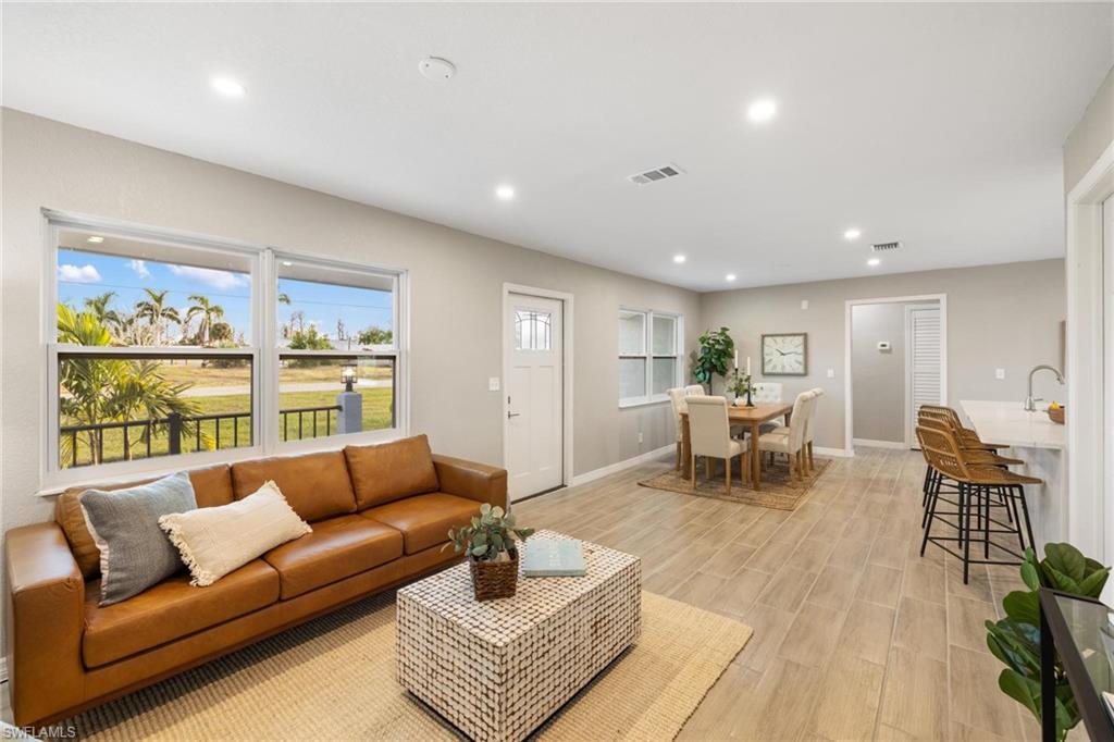 EAST ENGLEWOOD - Residential