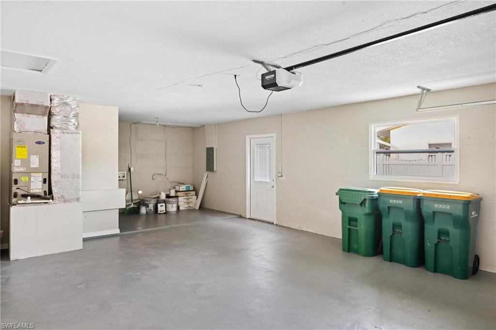 EAST ENGLEWOOD - Residential