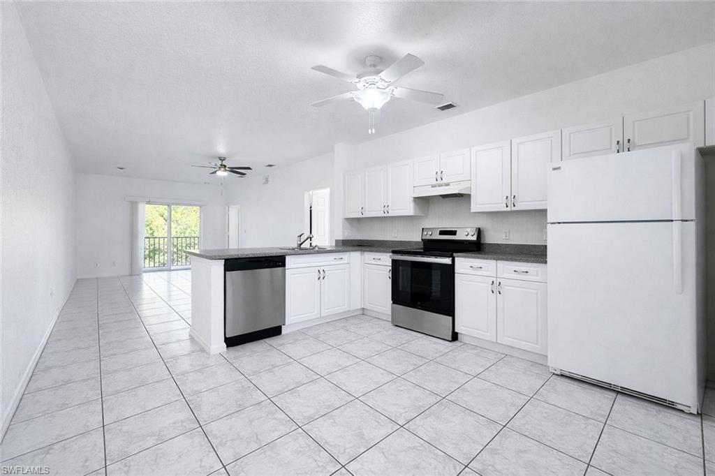 CAPE CORAL - Residential Lease