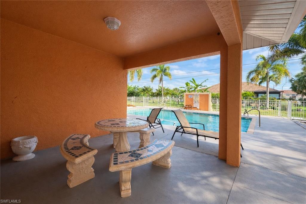 CAPE CORAL - Residential Lease