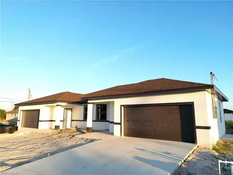 2407 Milton Ave S, Lehigh Acres, FL 33973 - #: 224102915