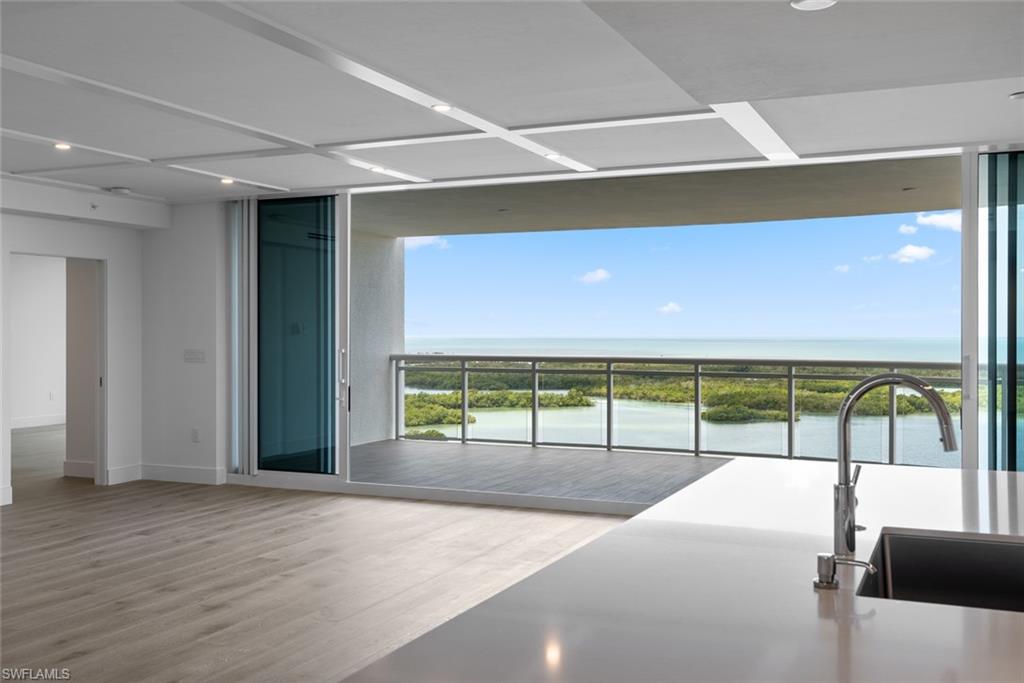 KALEA BAY TOWER 400 - Residential