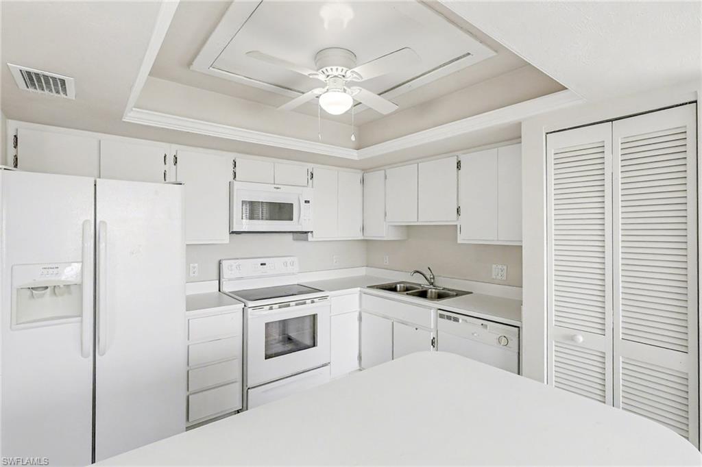 ANIRON CONDOMINIUM - Residential