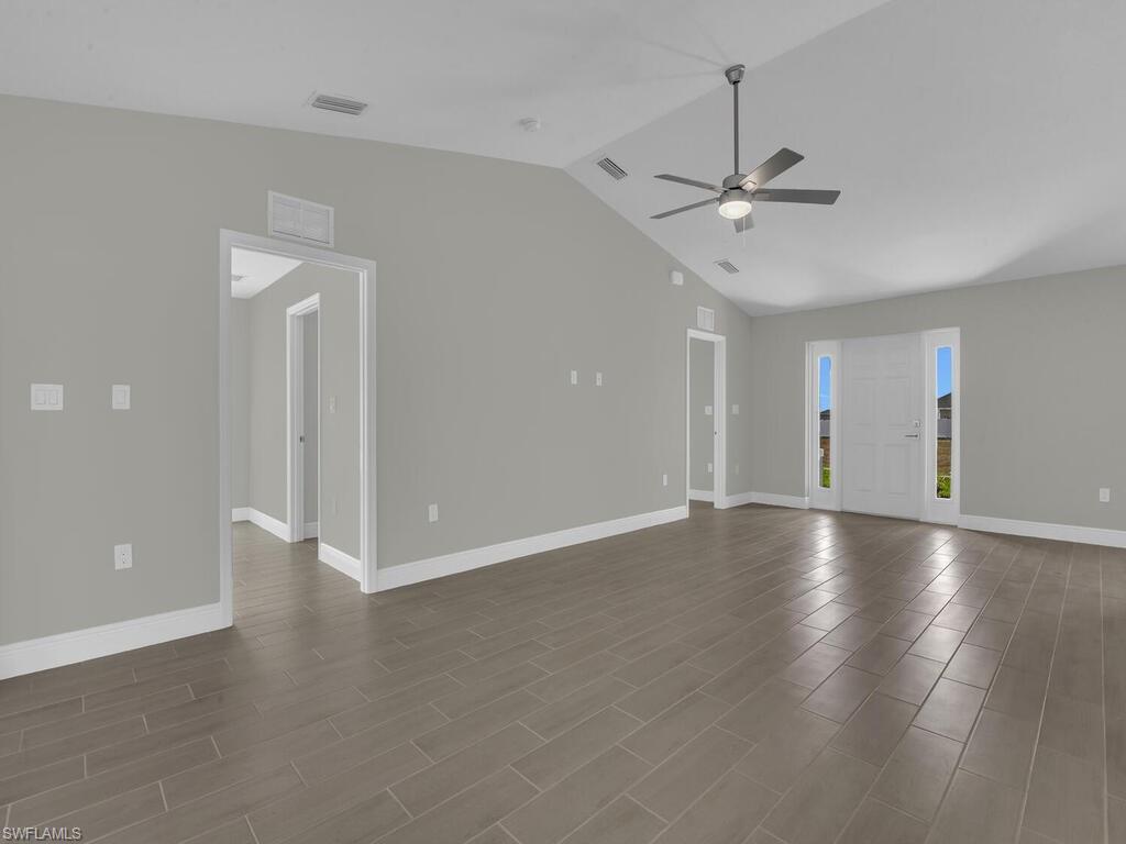 CAPE CORAL - Residential