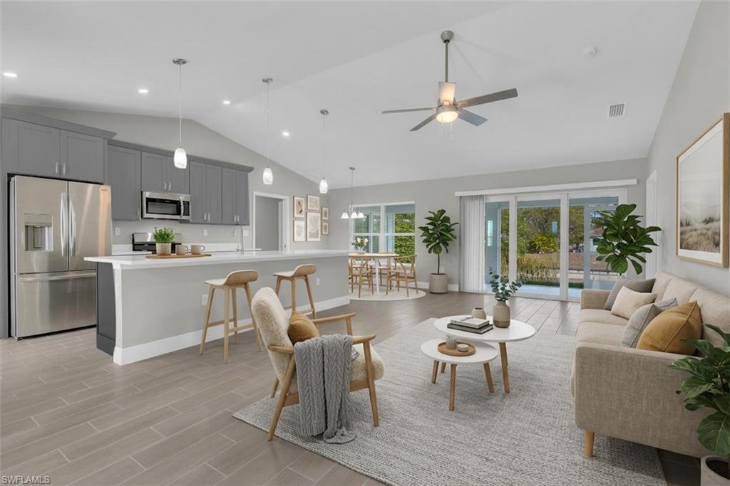 CAPE CORAL - Residential