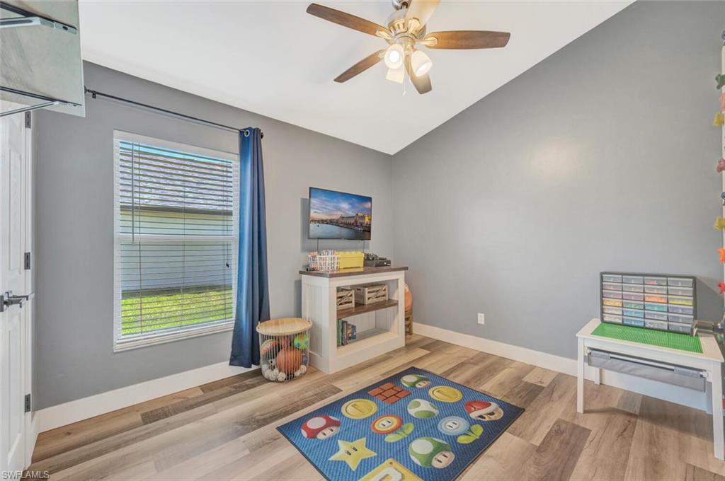 CYPRESS CAY - Residential