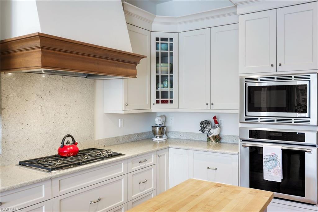 PARK SHORE - Residential