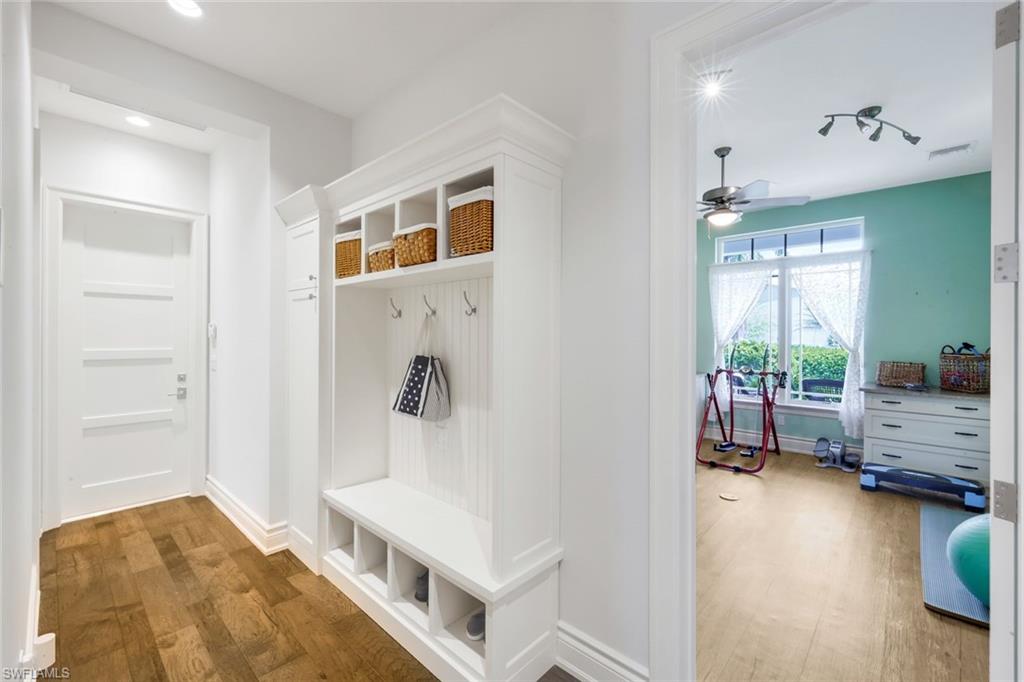 PARK SHORE - Residential