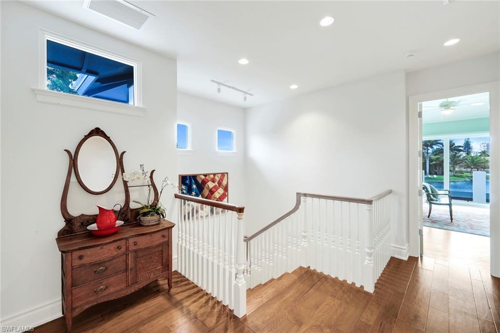 PARK SHORE - Residential