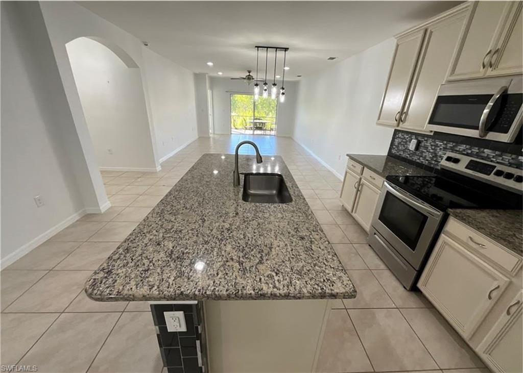 LINDSFORD - Residential Lease