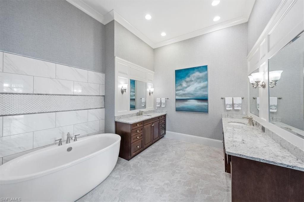 QUAIL WEST - Residential