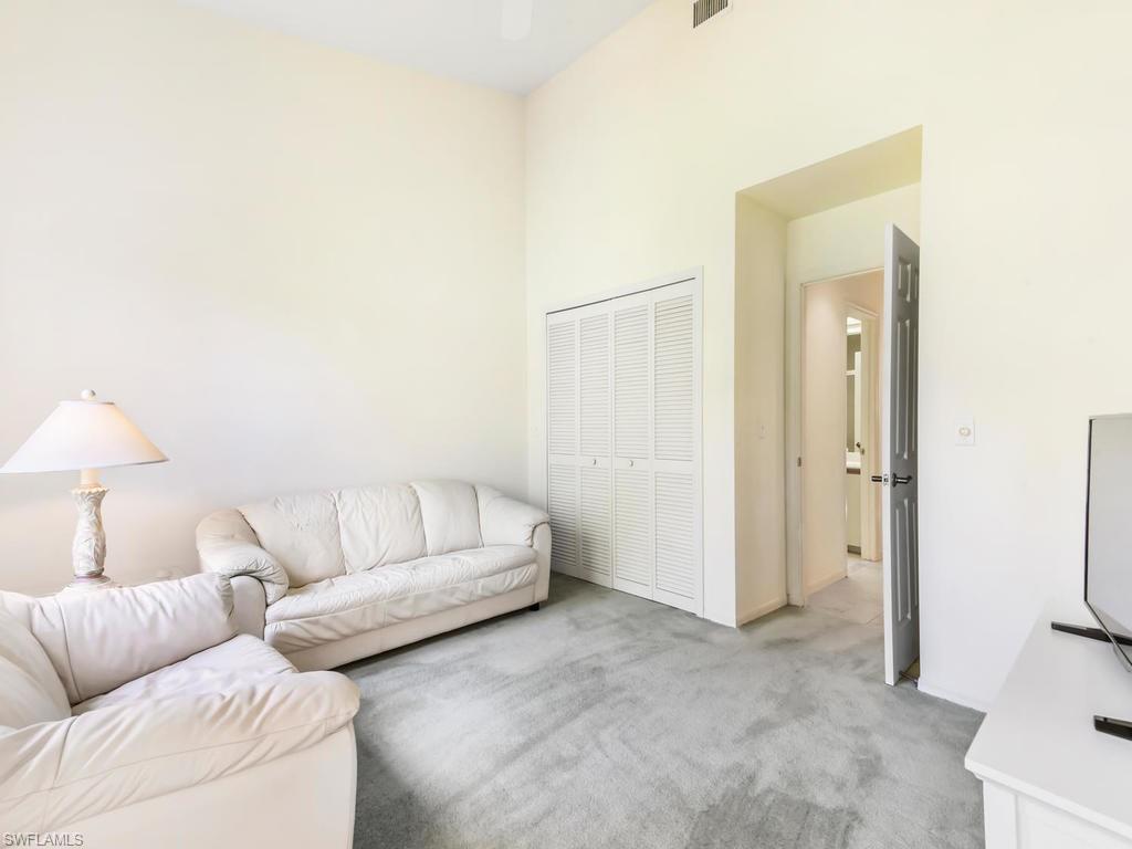 WEDGEFIELD VILLAS - Residential