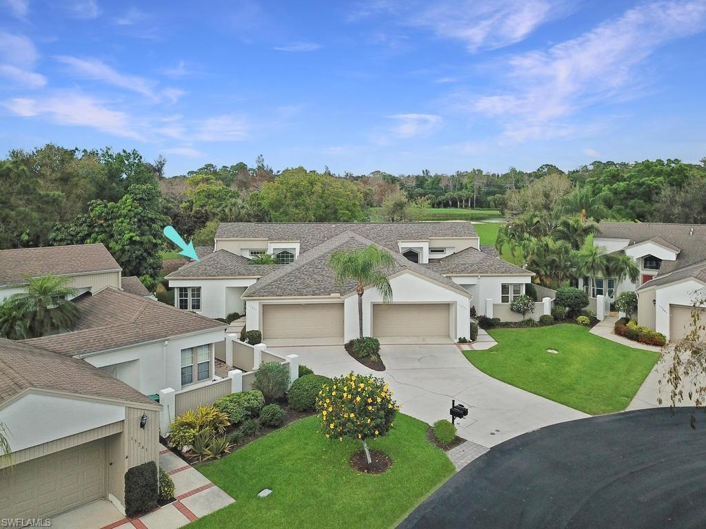 WEDGEFIELD VILLAS - Residential