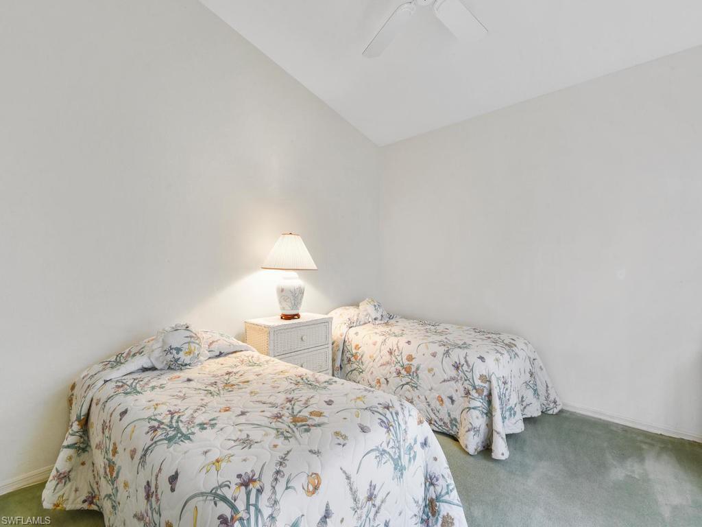 WEDGEFIELD VILLAS - Residential