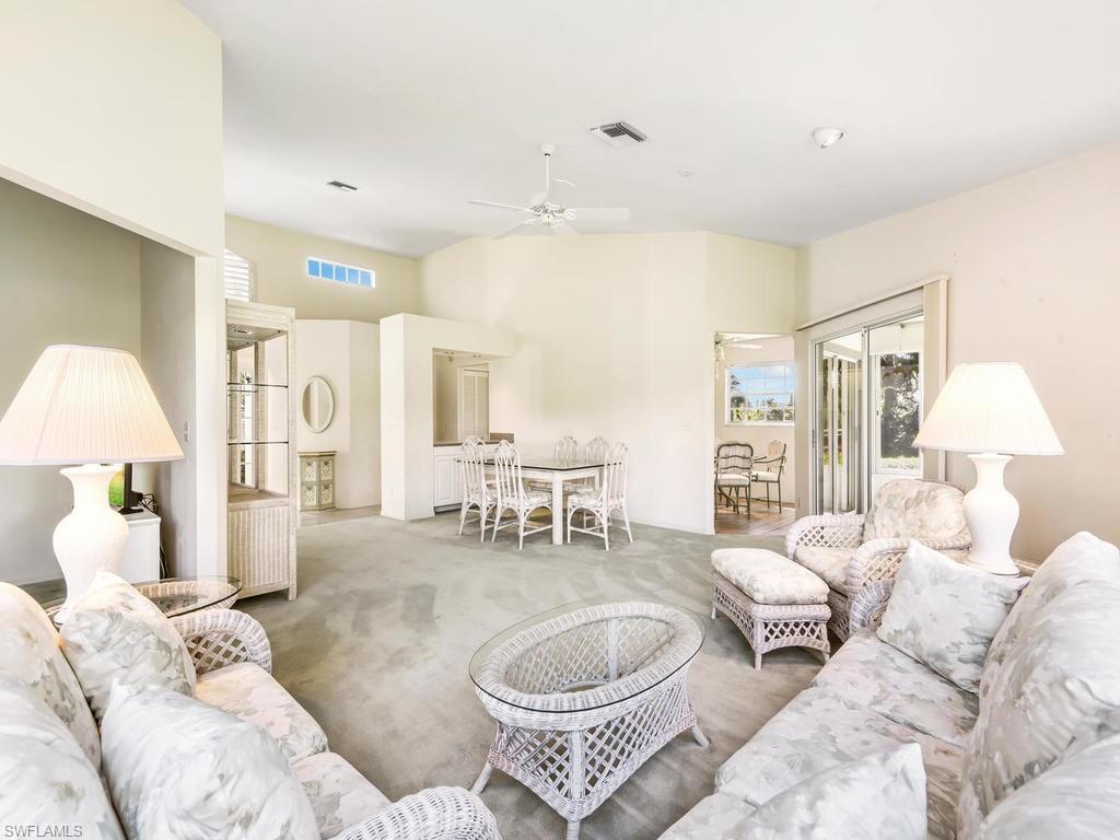 WEDGEFIELD VILLAS - Residential