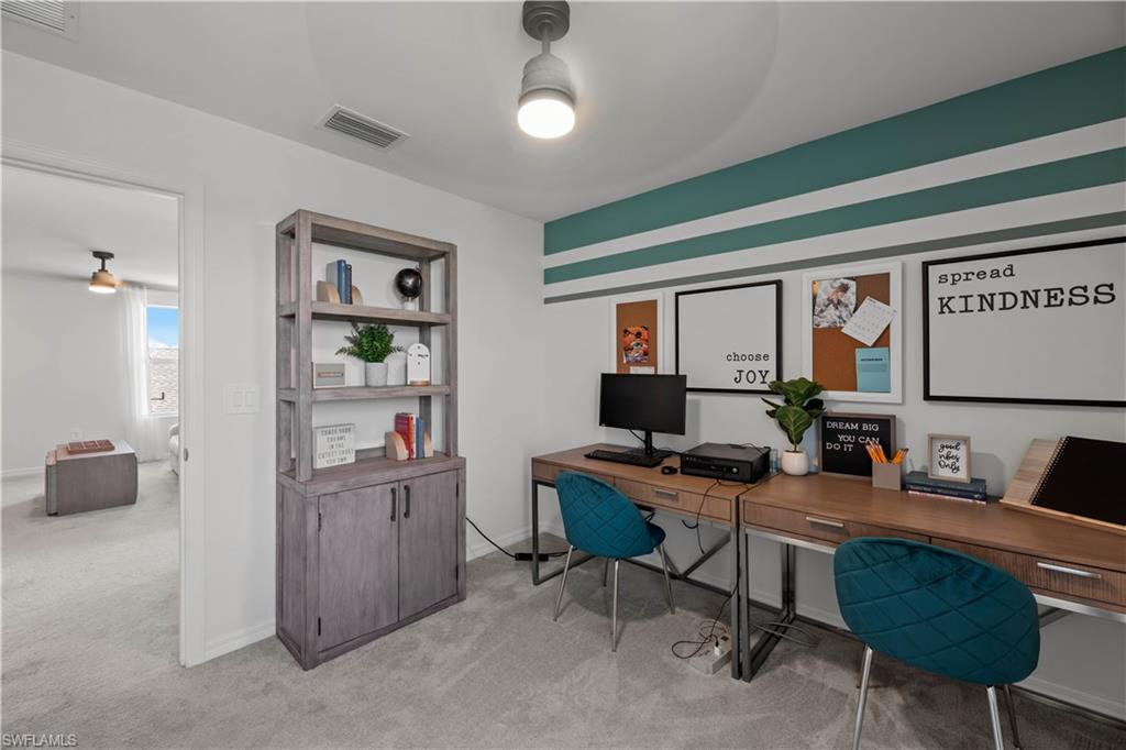 SAVANNA LAKES - Residential