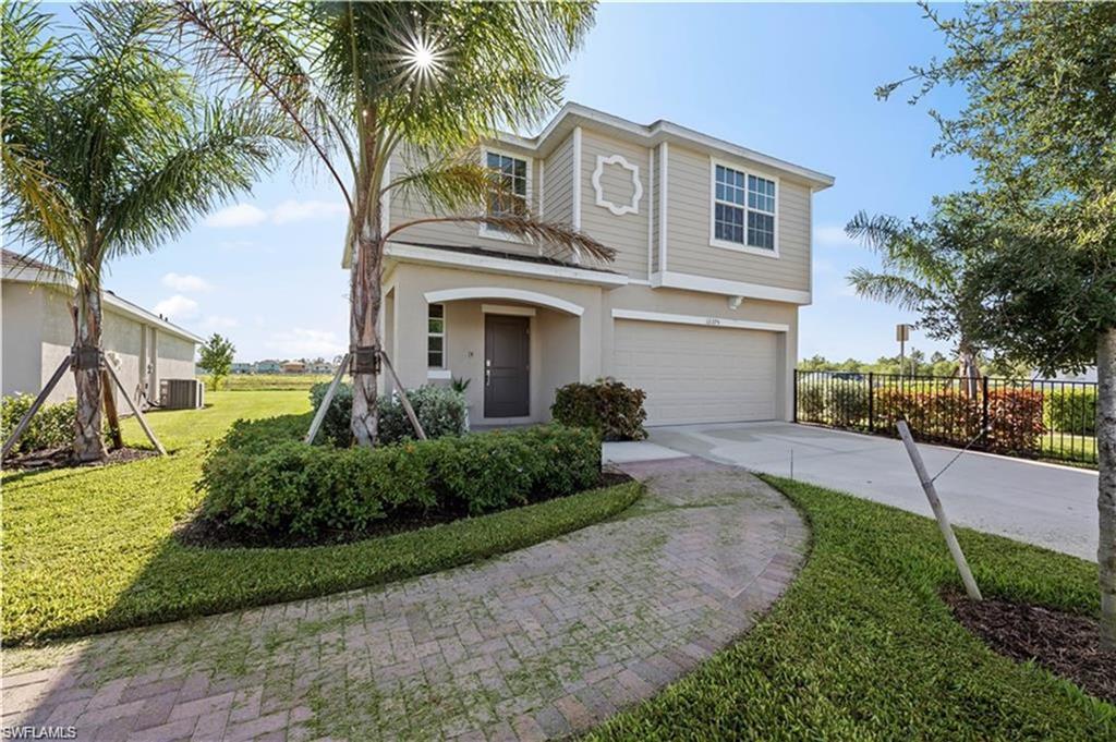 SAVANNA LAKES - Residential