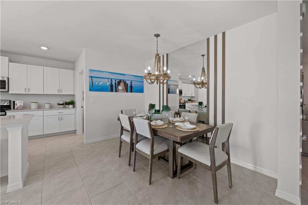 SAVANNA LAKES - Residential