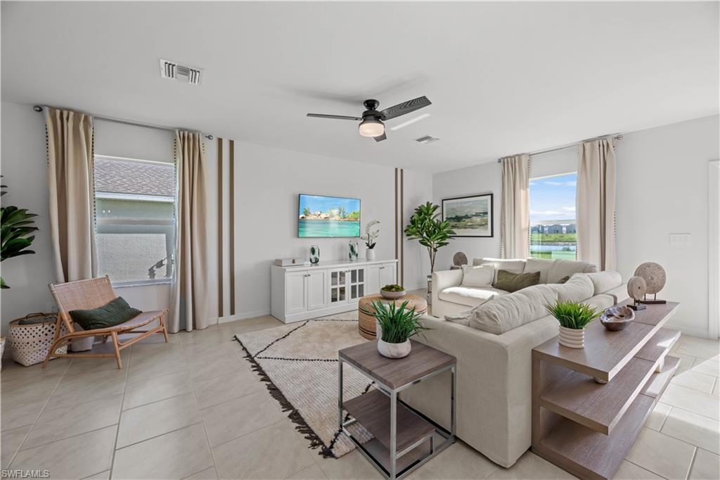 SAVANNA LAKES - Residential