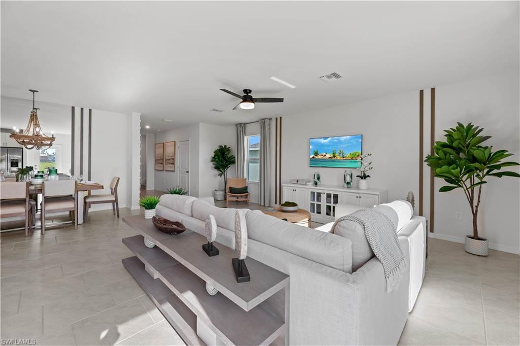 SAVANNA LAKES - Residential