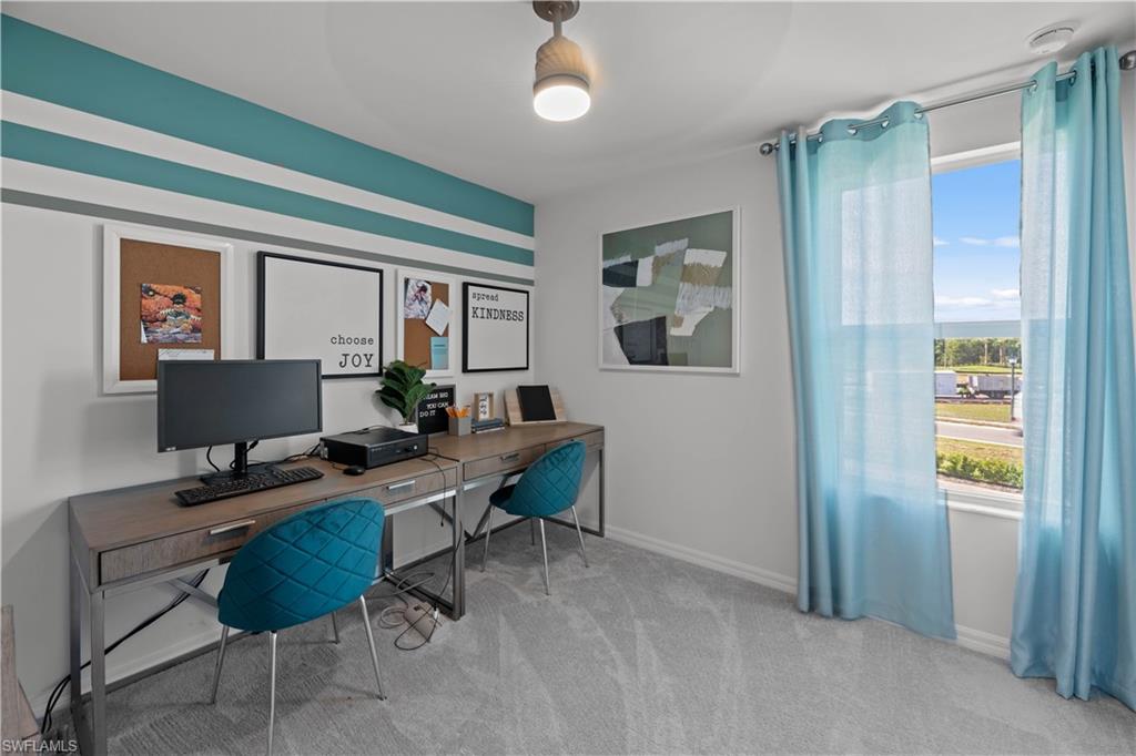 SAVANNA LAKES - Residential