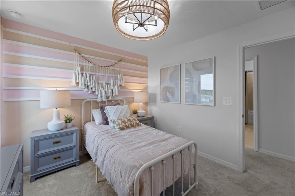 SAVANNA LAKES - Residential