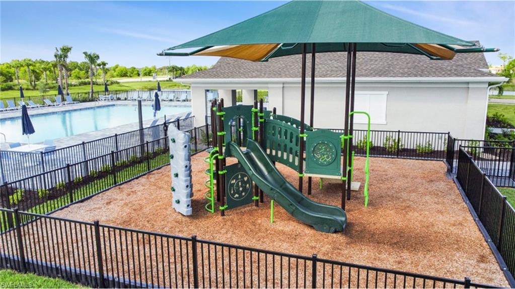 SAVANNA LAKES - Residential