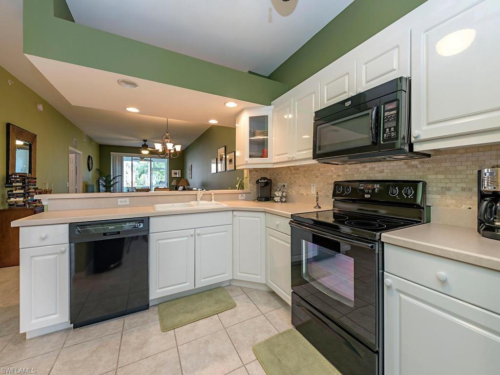 AMELIA LAKE - Residential