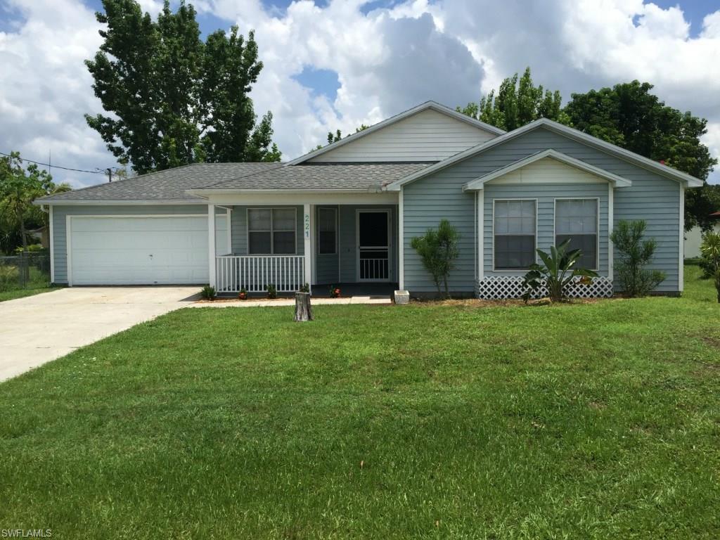 CAPE CORAL - Residential