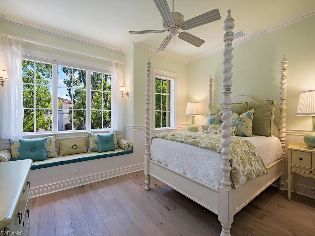 AQUALANE SHORES - Residential