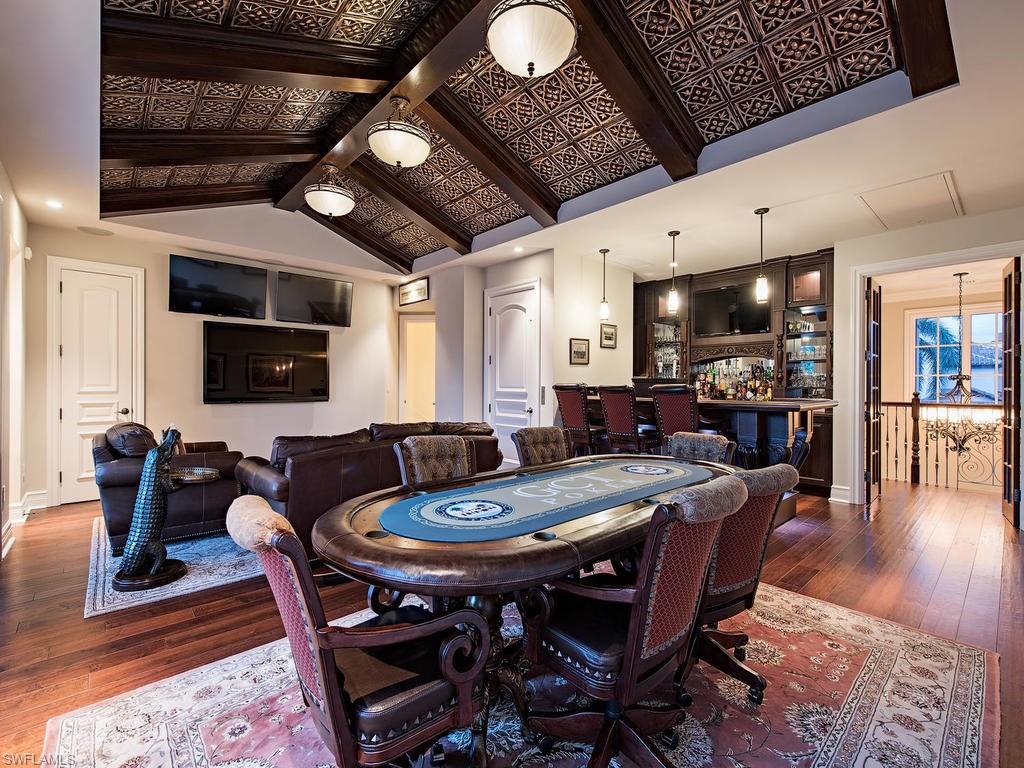 AQUALANE SHORES - Residential