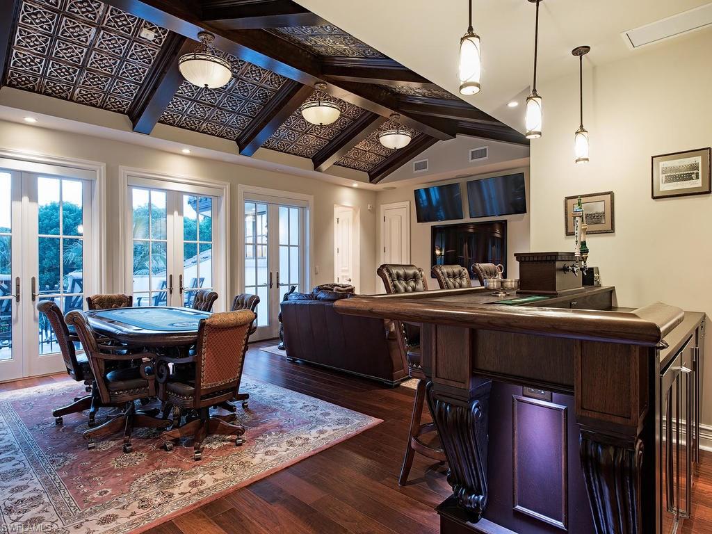 AQUALANE SHORES - Residential