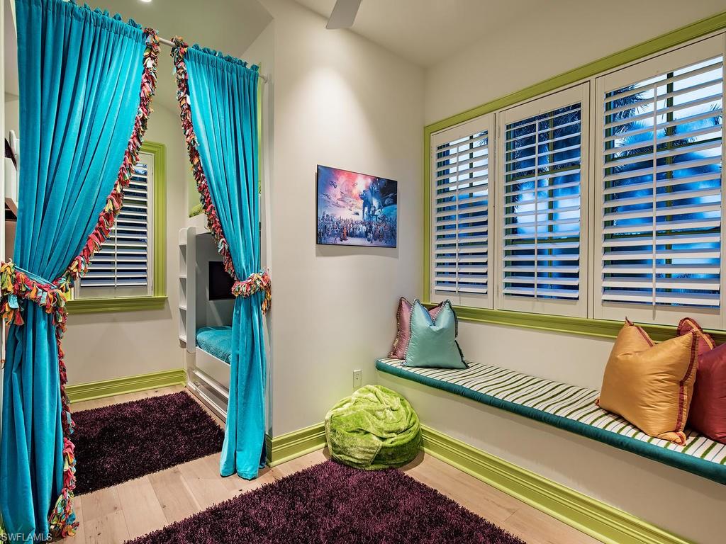 AQUALANE SHORES - Residential