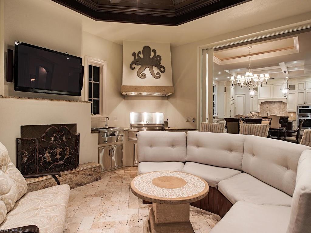 AQUALANE SHORES - Residential