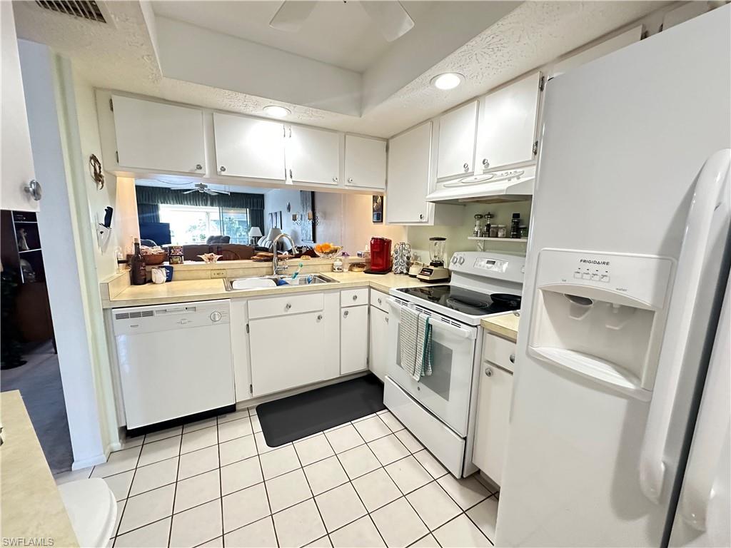 GONDOLIER CONDO - Residential