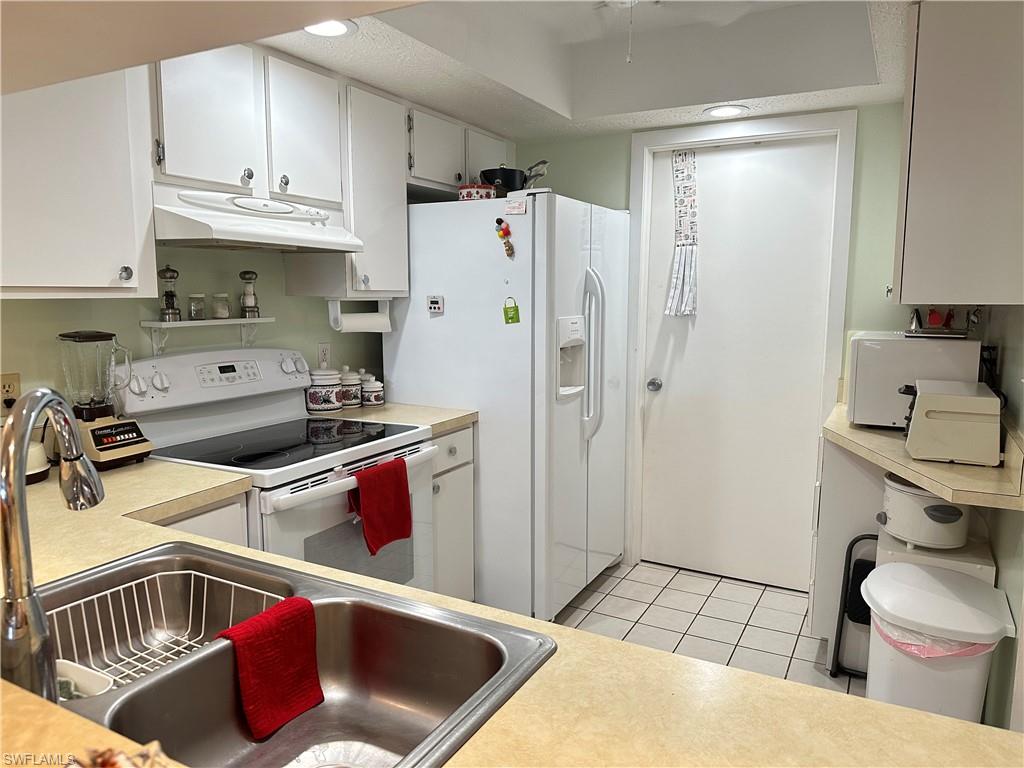 GONDOLIER CONDO - Residential