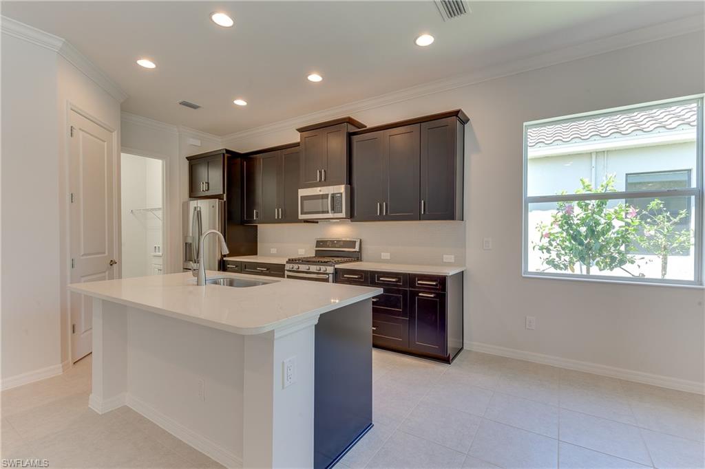 DANIELS PLACE - Residential